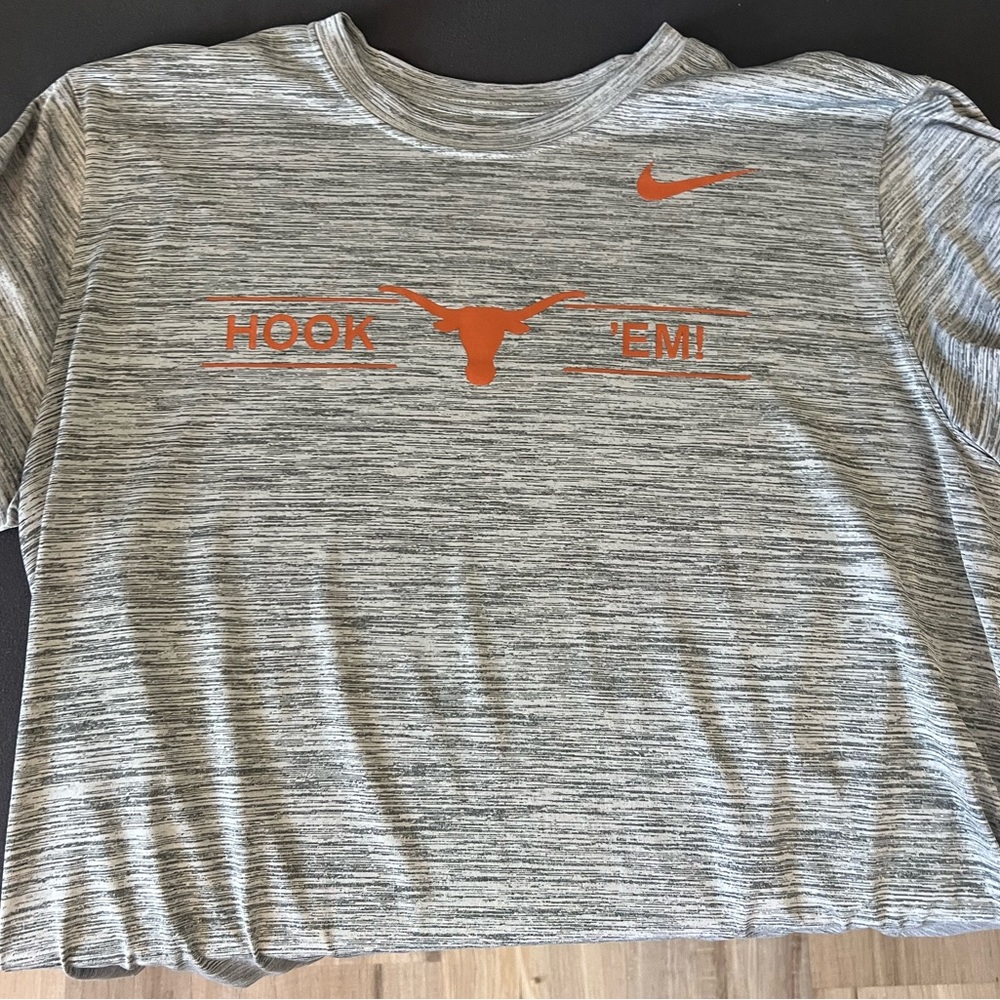 University Texas long horn football shirt